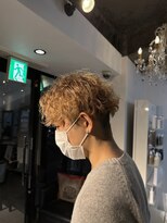 アイズ 海老名(AIZU) ブリーチパーマダブルカラー波巻きパーマ波巻きスパイラルパーマ