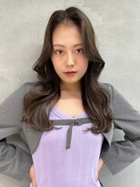 ウニコ(unico.)&nbsp;レイヤーカット/顔まわりカット/くすみカラー