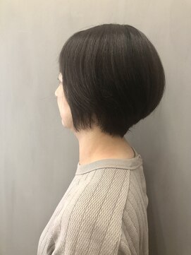 トップヘアー 中庄店(TOP HAIR fuapua) 夏のスッキリショートボブ