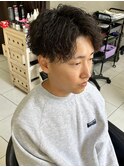 ツイストスパイラルパーマ メンズパーマ センターパート 眉毛