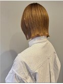 外ハネボブ×ベージュカラー