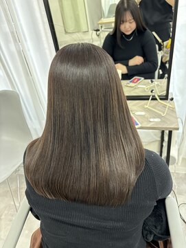 アチェロ(Acero.) 髪質改善アッシュベージュ