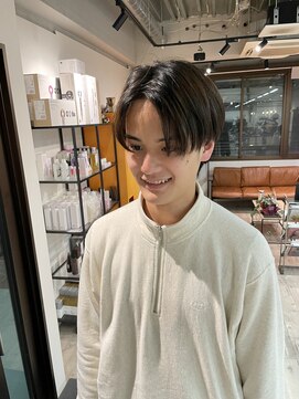 シャンプーボーイアネックス(SHAMPOO BOY Annex) センターパート 佐世保