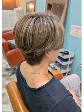 美容室 グリリ(guriri) メンズハイライトスタイル　甘く見えるような仕上が