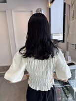 ロカ 表参道(loka)&nbsp;ブルーブラック[表参道/ブリーチ/ハイライト]Mai