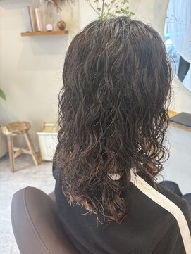 アトリエ スイ(atelier sui.) hard perm