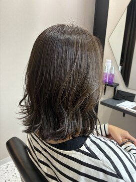 シェール 千葉(cher) オリーブグレージュ