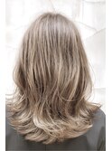 Moana【平塚】#レイヤーカット#ミディアムレイヤー#ベージュ