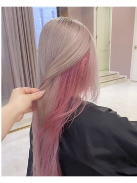 シェリ(che'rie) 韓国ヘアーハッシュカットレイヤーカットハイライトカラー