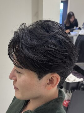 バース 梅田中崎町店(BIRTH) ニュアンスパーマセンターパートフェザーパーマ大阪パーマ