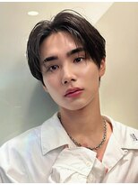 ポーチバイハニー オモテサンドウ(PORCH by HONEY omotesando)&nbsp;ニュアンスフェザーパーマ/フェザーパーマ/毛流れパーマ1