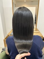 ホルト(holt) とぅるとぅる酸熱髪質改善トリートメント