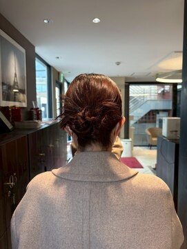 アース エレガンス 吉祥寺店(EARTH Elegance) コンパクトにまとめる洗練アレンジ