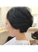 ショートボブ
