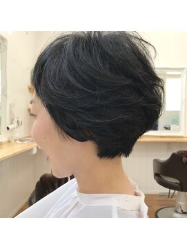 ブルース ヘアー デザイン サロン(BLUES Hair Design Salon) ショートボブ