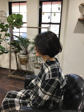 トリックオアトリート(TRick or TREAT) 前上がりボブ