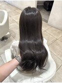 透明感たっぷりグレージュ