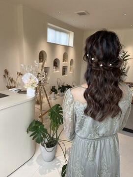 メイン(『 』main) ハーフアップお呼ばれ