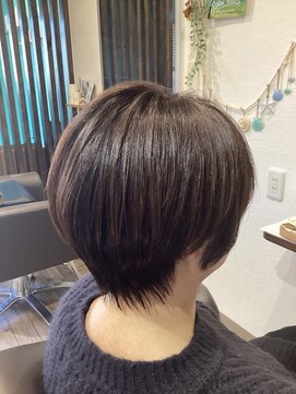 ヘアー リビング(hair Living) 丸みショート
