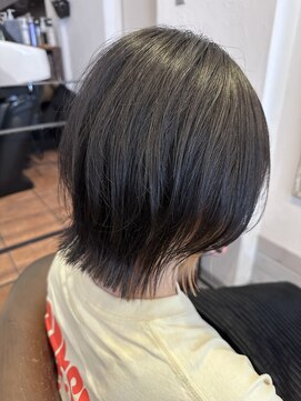 ジィップクリニカ(Zip clinica) ウルフカット髪質改善 担当-木村優伽