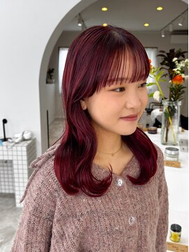 デビュー 沖縄泡瀬店(Debut) チェリーレッド/ボブルフ/ネビージュ/小顔/沖縄市/髪質改善/前髪