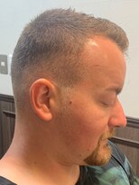 ミリオンバックス 神田店(Million Bucks)&nbsp;スパイキーショート/スペインカール<理容室>[メンズ/床屋/神田]