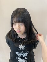 レジナヴィータ 栄(Reginavita)&nbsp;顔周りレイヤー 暗髪 アッシュ 顔周りカット レイヤーカット