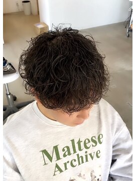 サロン(SALON) 大人黒髪波巻きシャドウパーマ×マッシュショート