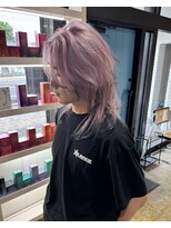 ナギ 栃木(nagi) ホワイトピンクとブラックのエンドカラー/ブリーチ2回~