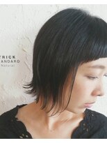 トリックスタンダードナチュラル(TRICK STANDARD Natural) 切りっぱなし×インナカラーボブ