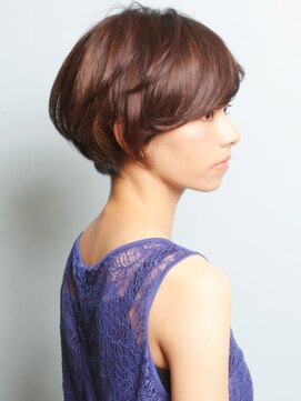 アンダートゥリー(_TREE) 大人ショートボブ「シグネスチャー×ヌケ感」【表参道】遠藤