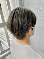 カプア 仙台駅前店(Kapua)&nbsp;ダブルカラー/オリーブグレージュ/ショートボブ/耳かけ