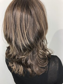 エル ヘアサロン なんば店(eL) eL☆HIROSHI ベージュ クリーミー ブラウン オッジオット