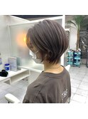 ショートボブ