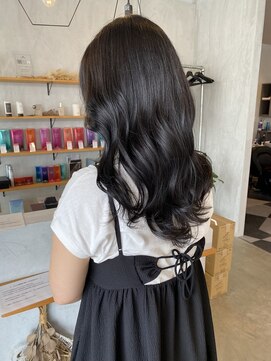 シェル 津山の手店(shel) 髪質改善ふんわり韓国風ブルーブラック透明感