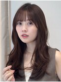顔周りレイヤーカットくびれヘアミルクティーベージュカラー
