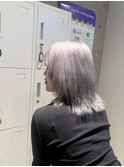 ブリーチ　シルバーカラー　ハイトーン