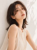 ミロアヴィタ 平尾(miroa vita)&nbsp;ミディアムレイヤー ダークブラウン 顔周りレイヤー 髪質改善