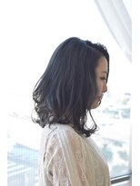 ヘアアンドメイク ムーア(Muuua)&nbsp;職場で浮かない透明感のあるグレージュカラー