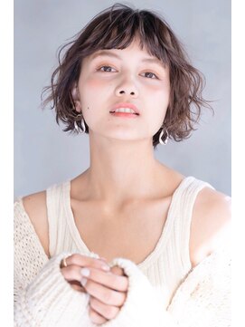 ロジッタ(ROJITHA) 【ROJITHA】強めカールボブ×グレージュ