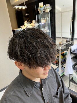 アイズ 海老名(AIZU) パーマメンテナンスカット　ツイストスパイラル波巻き波打ち韓流