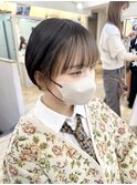 顔周りマッシュショート　インナーカラー　フェイスフレーミング