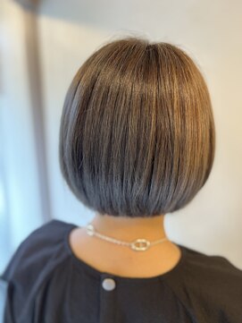 エースフロムリリー(Ace from Lily) パッっとボブ