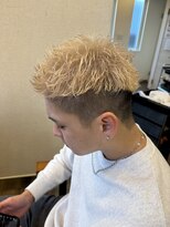 ヘア ラボ トアル(hair labo toaru)&nbsp;刈り上げベリーショート×抜きっぱなしブロンド