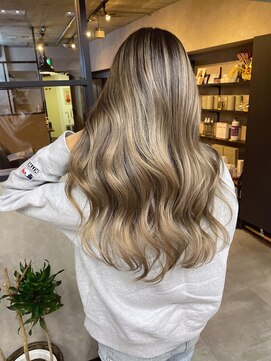 サニー 渋谷(SUNNY) バレイヤージュ、ハイライト、レイヤーカット、グレージュ