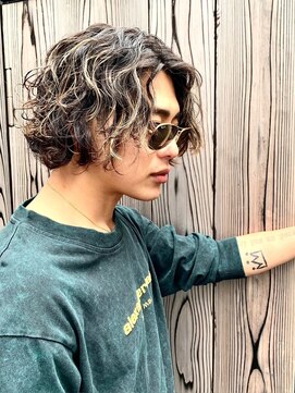 インフィニス 恵比寿(Infinis) ロングツイストスパイラルスパイラルパーマ波巻きパーマ