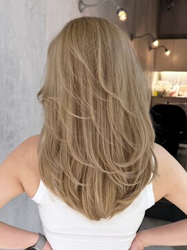 アルバム 渋谷パルコ(ALBUM) 美髪ロング韓国ヘア顔周りレイヤー_ba462591