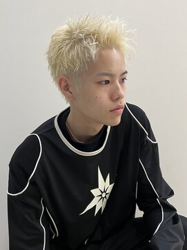 ジャヌ 浜町 眼鏡橋(JANU) メンズスパイキーショート×ホワイトブロンド