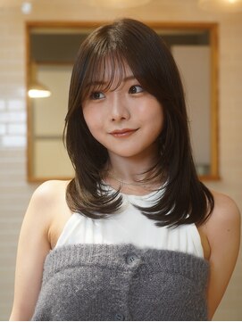 ガーランド (Garland) 大人かわいいミディアムレイヤー顔まわりレイヤーシースルー前髪