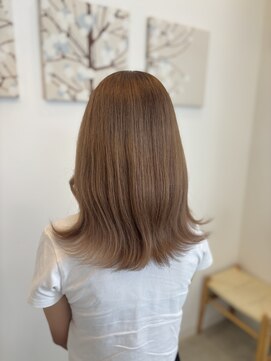 ジジ チーク 栃木(Gigi cheek) ミルクティーベージュ